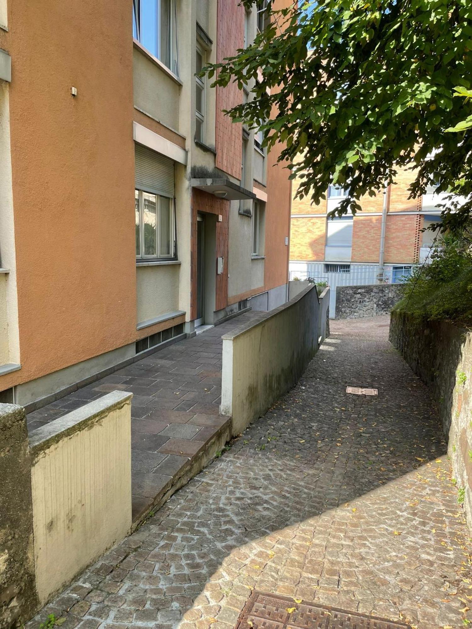Apartamento Casa Madlen - Bright Attic With Marvelous View Campione dʼItalia Exterior foto